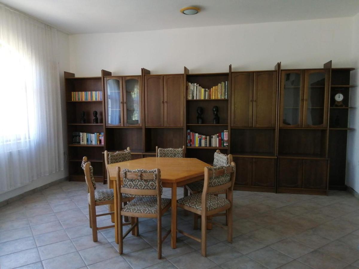Gesztenye Vendégház Sagvar Exterior foto