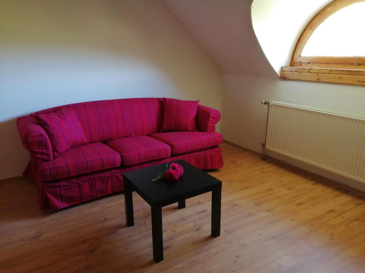 Gesztenye Vendégház Sagvar Exterior foto