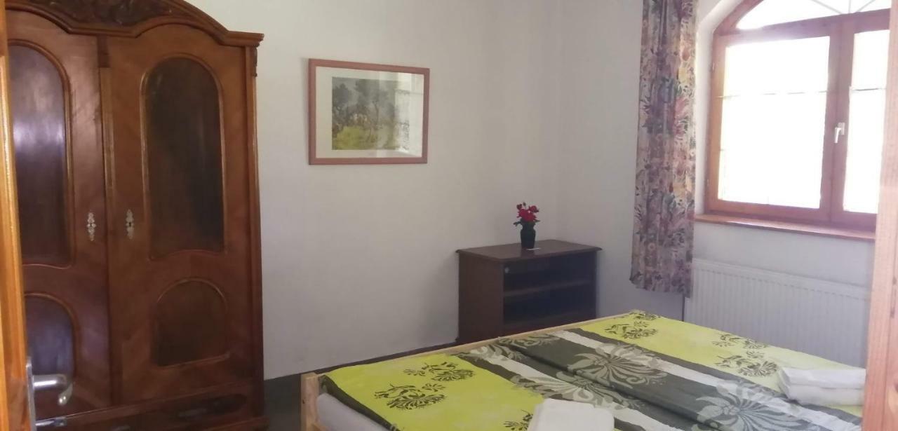 Gesztenye Vendégház Sagvar Exterior foto