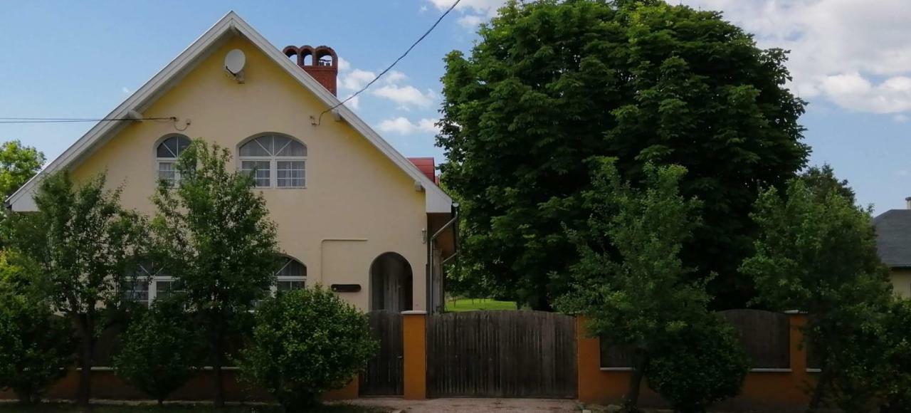 Gesztenye Vendégház Sagvar Exterior foto